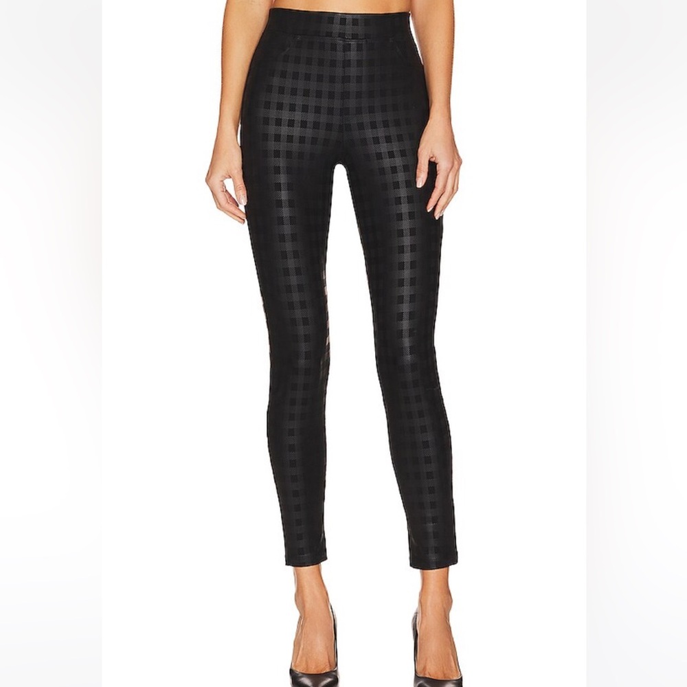 Sanctuary womens pull on Black Checkered Pants
